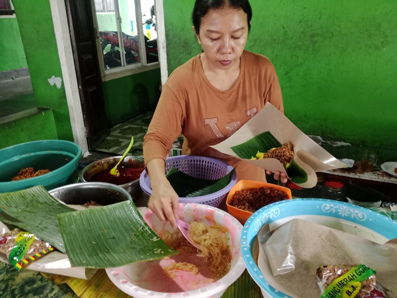 Nasi Kuning Daun Pisang, Makanan Favorit Warga Ternate