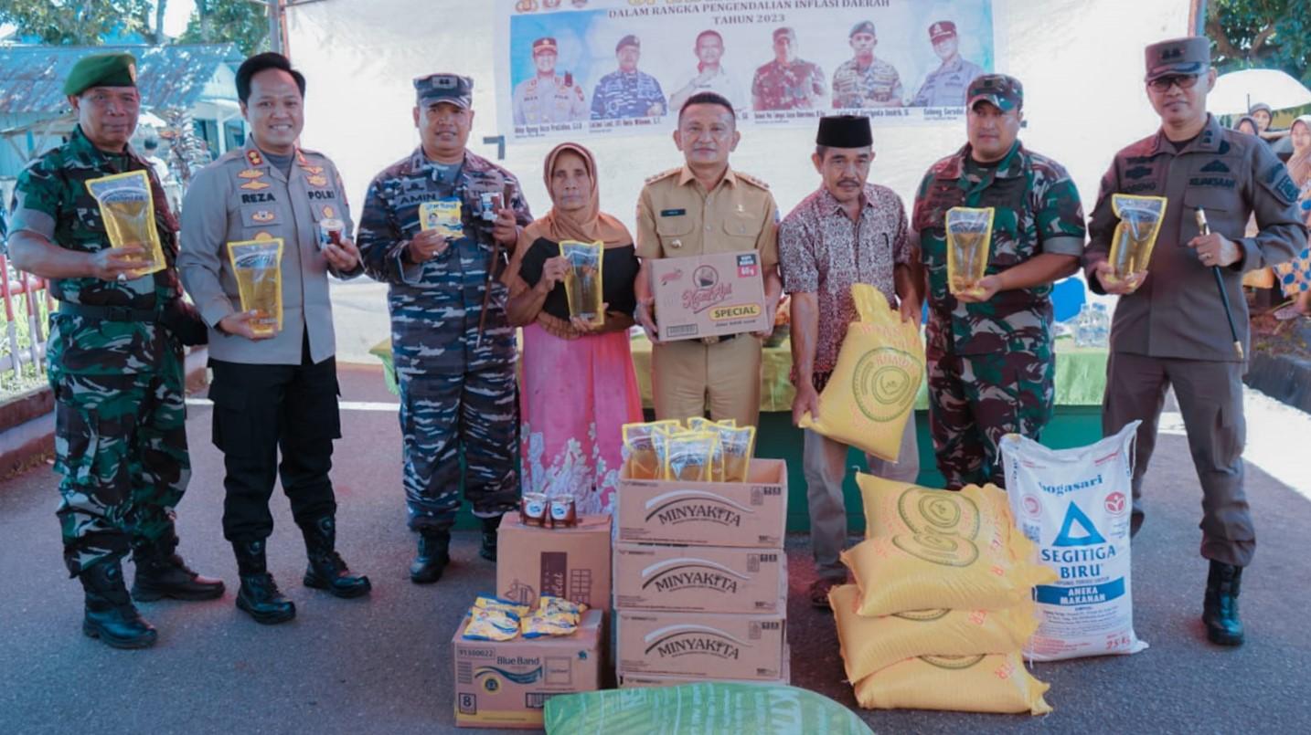 Pemkab Morotai dan Forkopimda Gelar Operasi Pasar Keliling untuk Tekan Inflasi