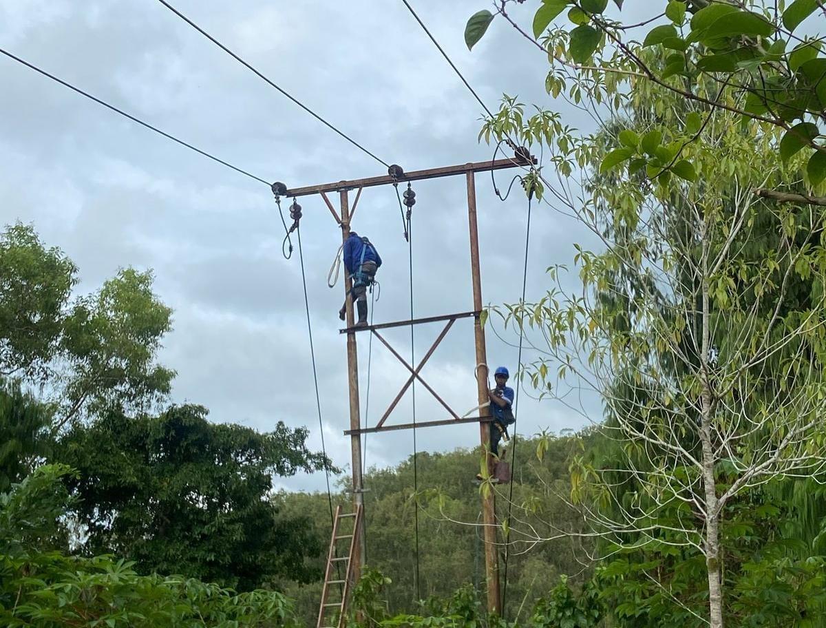 PLN UIW MMU Imbau Warga Tetap Waspada Cuaca Ekstrem dan Menjaga Keselamatan dari Bahaya Kelistrikan - PLN-UIW-MMU-siaga-cuaca-ekstrem-01.jpg