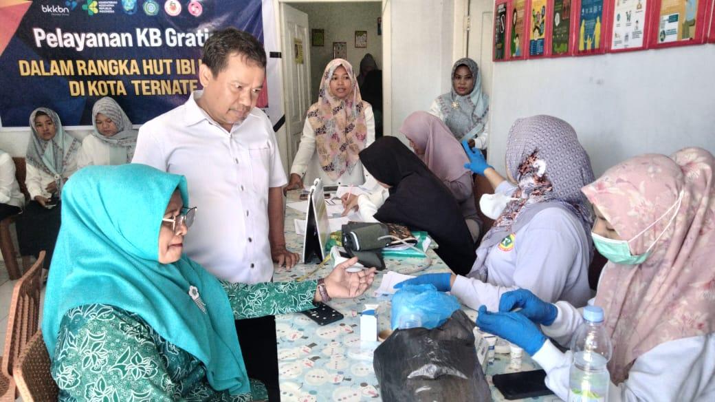 Sebanyak 189 Akseptor Dapat Pelayanan KB Gratis dari DPPKBD Ternate