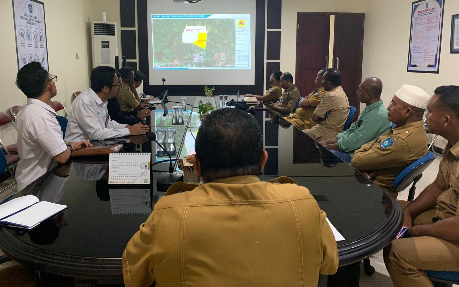 Percepat Pembangunan PLTS PLN UP3 Tobelo Rakor dengan Pemkab Halmahera Utara Bahas Sertifikasi Tanah - Pembahasan-perizinan-penggunaan-kawasan-hutan-lindung-bersama-KLHK-Halmahera-Utara.jpg