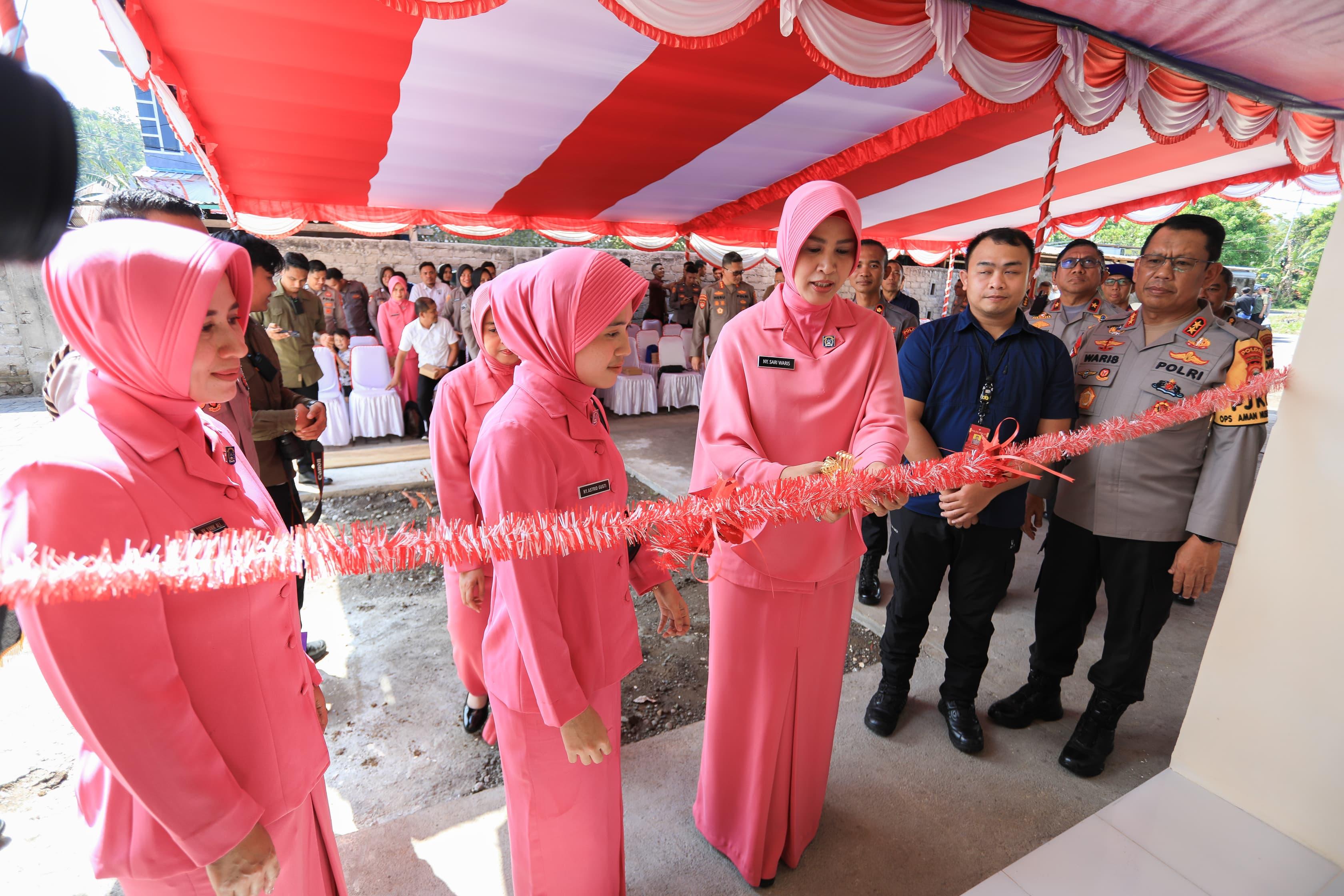 Peresmian-rumah-anggota-Polda-Maluku-Utara-yang-baru.jpg