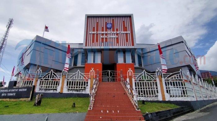 Puluhan Anggota DPRD Ternate Ramai-ramai Keluar Daerah, Jamian Kolengsusu : Kunker dan Agenda Partai