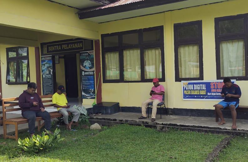 Susah Internet, Warga Sulabesi Barat Kepulauan Sula Disediakan Jaringan Starlink