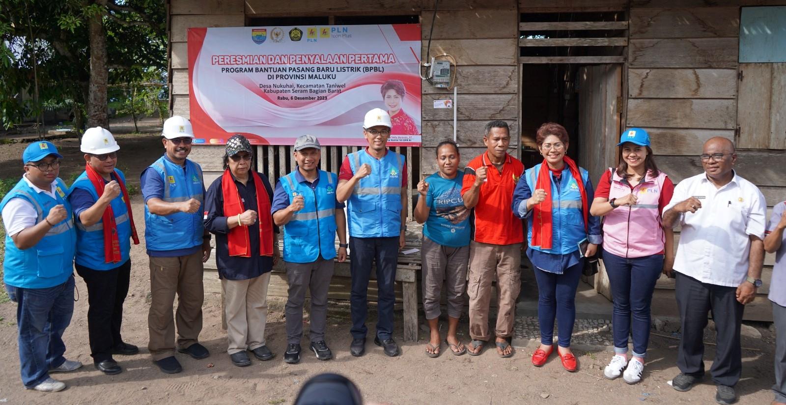 Realisasi Program BPBL PLN, 3500 Warga Kurang Mampu di Maluku dan Maluku Utara Bisa Nikmati Listrik - Program-PLN-3500-warga-kurang-mampu-di-Maluku-dan-Maluku-Utara-nikmati-listrik.jpg