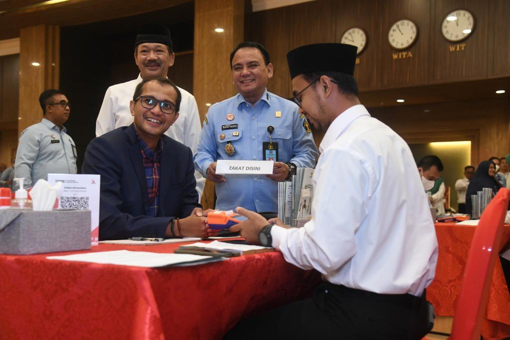 Kemenkumham Salurkan Zakat Rp 1,4 Miliar melalui Baznas