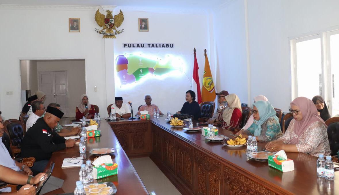 Rapat-kependudukan-taliabu.jpg