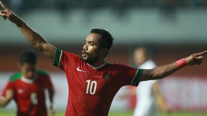 Selebrasi-Zulham-Zamrun-usai-mencetak-gol-kala-berseragam-Timnas-Indonesia-di-Piala-AFF-2016.jpg