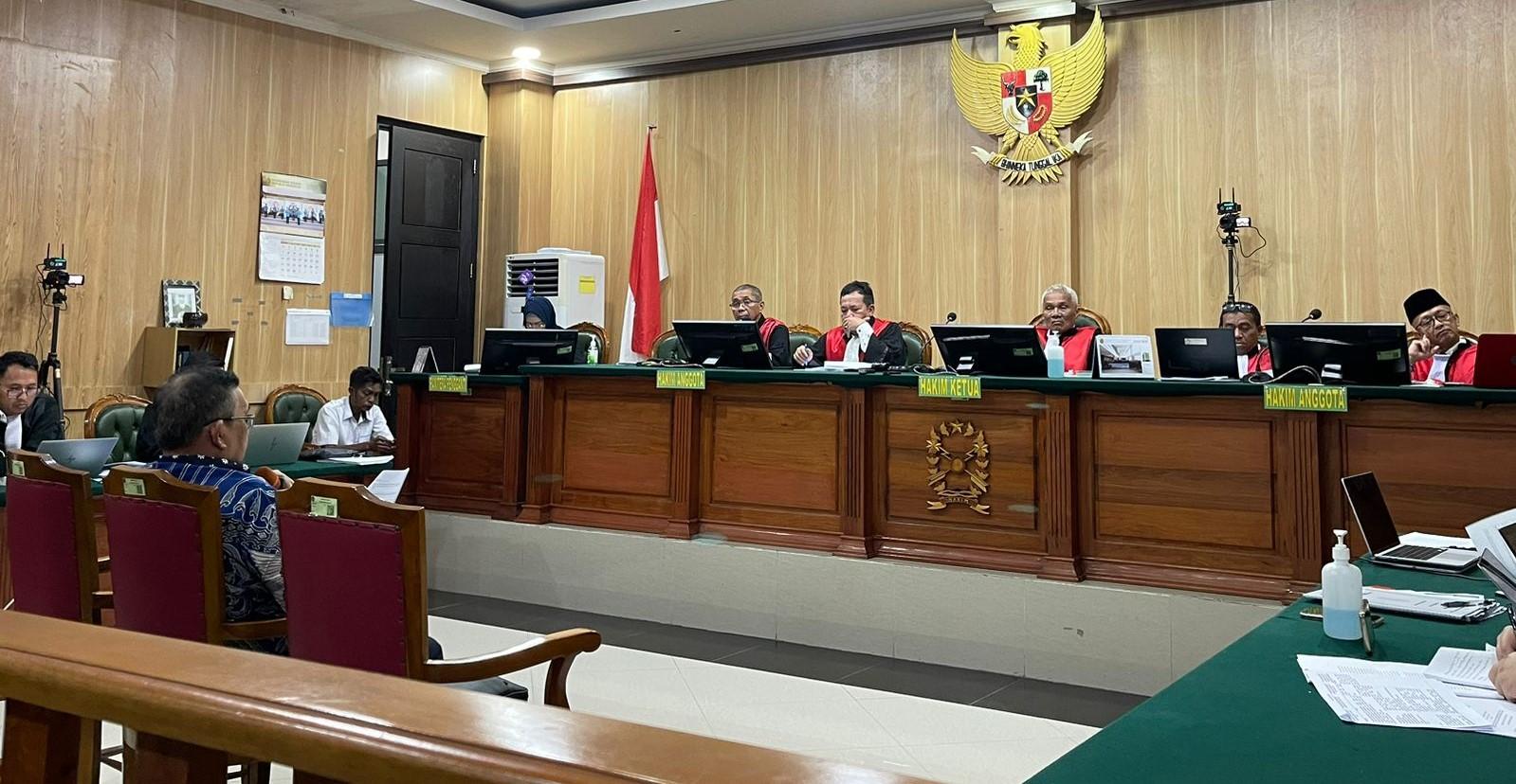 Sidang-lanjutan-Gubernur-Maluku-Utara-nonaktif-Abdul-Ghani-Kasuba.jpg