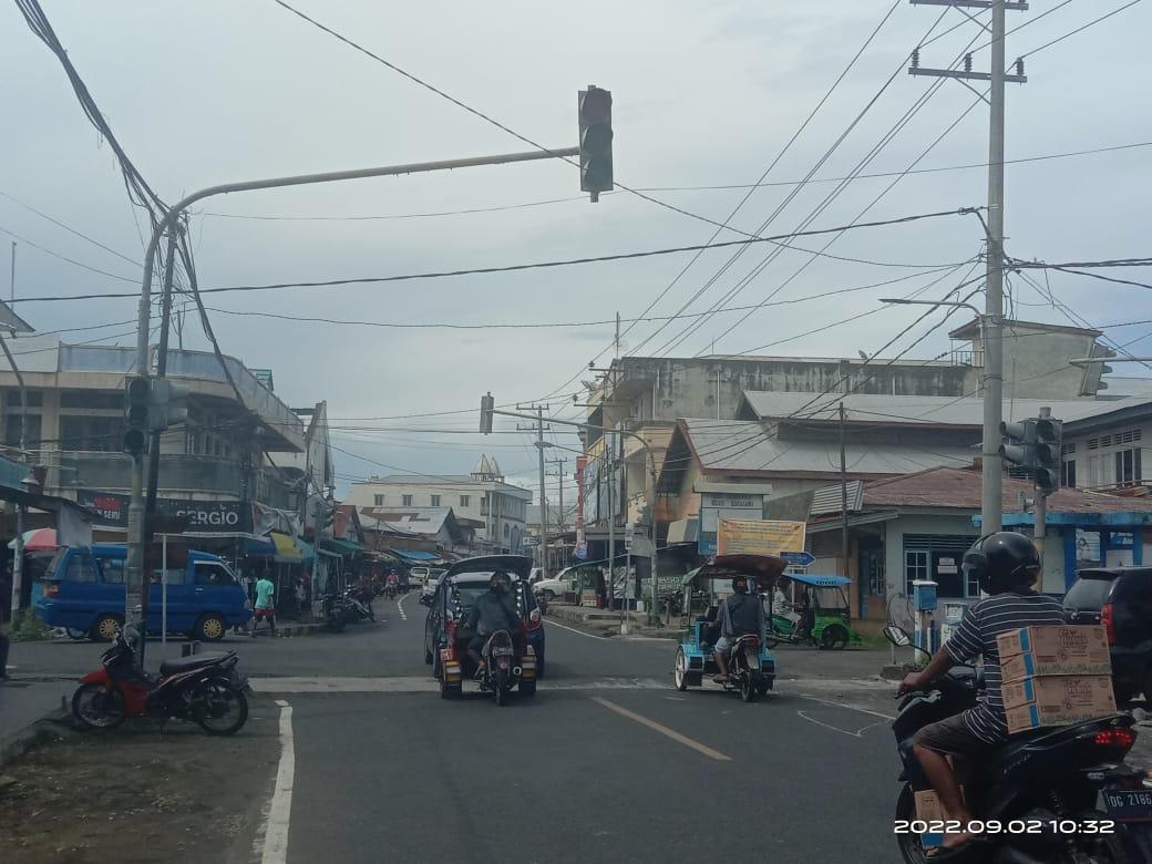 Traffic Light di Halmahera Utara Sejak Lama Tak Berfungsi, Mengancam Pengendara