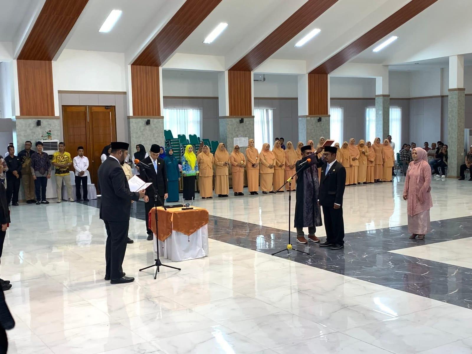 abdillah-kamarullah-dilantik-jadi-sekda-halsel.jpg