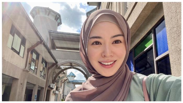 Siapa Ayana Moon? Selebgram Asal Korea Selatan yang Lepas Hijab, Simak Perjalanannya Jadi Mualaf