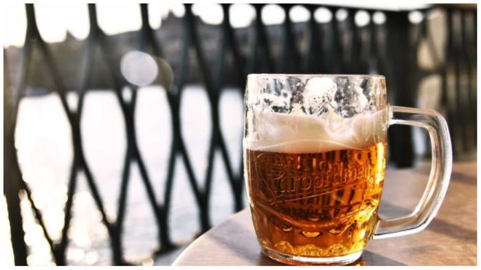 Ramai Protes, Ternyata Pendukung Piala Dunia Qatar 2022 Masih Bisa Minum Bir, Termasuk di Zona FIFA