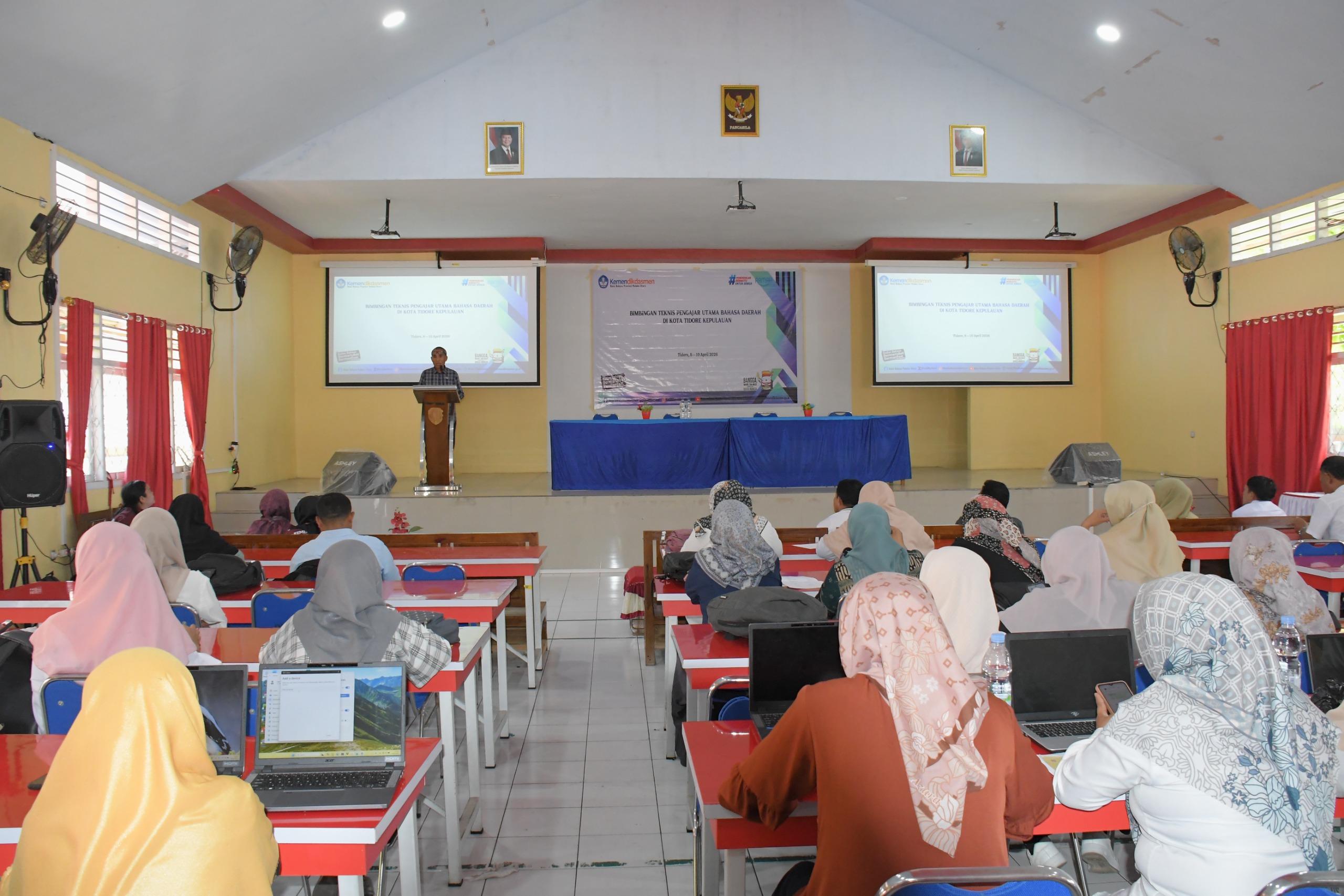 Revitalisasi Bahasa Tidore, Balai Bahasa Gelar Bimtek untuk Guru SD dan SMP