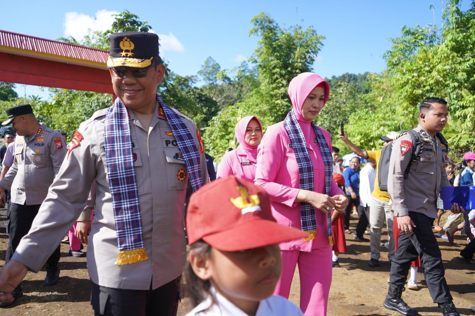 Irjen Pol Waris Agono Dorong Desa Wangongira Halmahera Utara Jadi Kampung Adat
