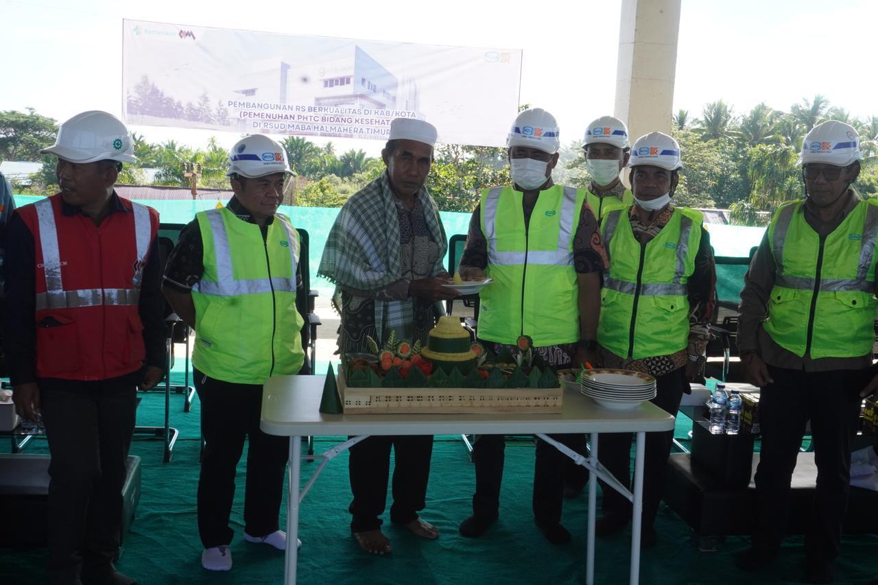 Bupati-Wabup Halmahera Timur Hadiri Doa Bersama Penutupan Atap RSUD Maba Tipe C