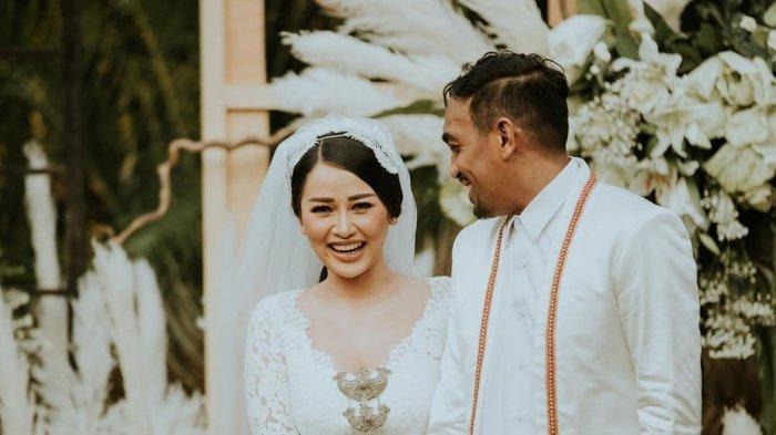 Ungkapan Rindu Mutia Ayu pada Glenn Fredly Pasca Kepergian Suami, Unggah Video Romantis: Kangen Kamu