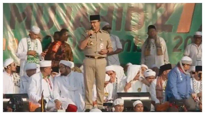 gubernur-dki-jakarta-anies-baswedan-memberi-sambutan-dalam-reuni-212.jpg