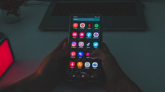 Bertindak Tegas, Kemkominfo akan Putus Akses 11 Aplikasi yang Diduga Curi Data Pengguna