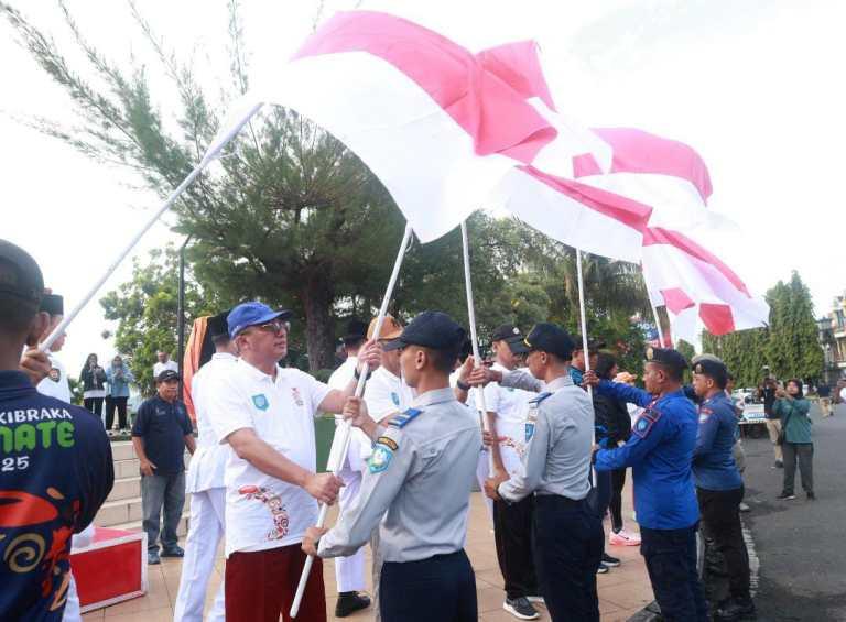 Luncurkan Giat HUT ke 80 RI, Wali Kota Ternate Tauhid Soleman Tekankan Kebersihan Lingkungan