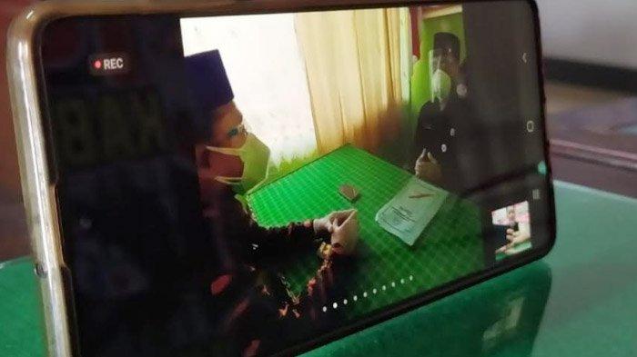 Mempelai Wanita dan Orangtua Positif Covid-19, Akad Nikah di Tulungagung Digelar Online lewat Zoom