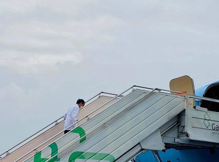 Setelah Kalsel, Jokowi Bertolak ke Sulbar Tinjau Lokasi Terdampak Gempa pada Selasa Pagi