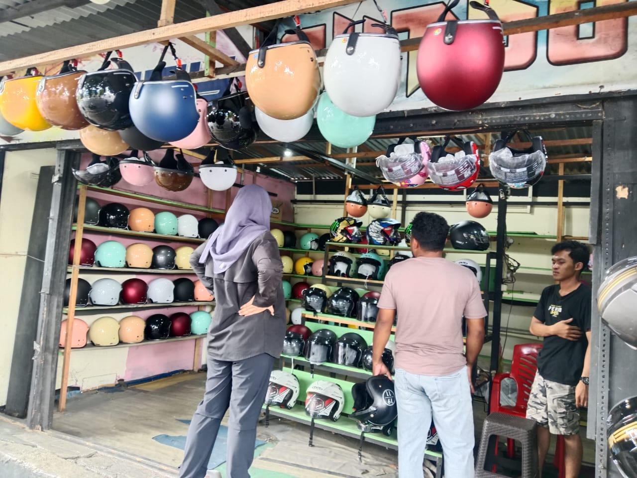 jual-helm-di-kota-baru.jpg