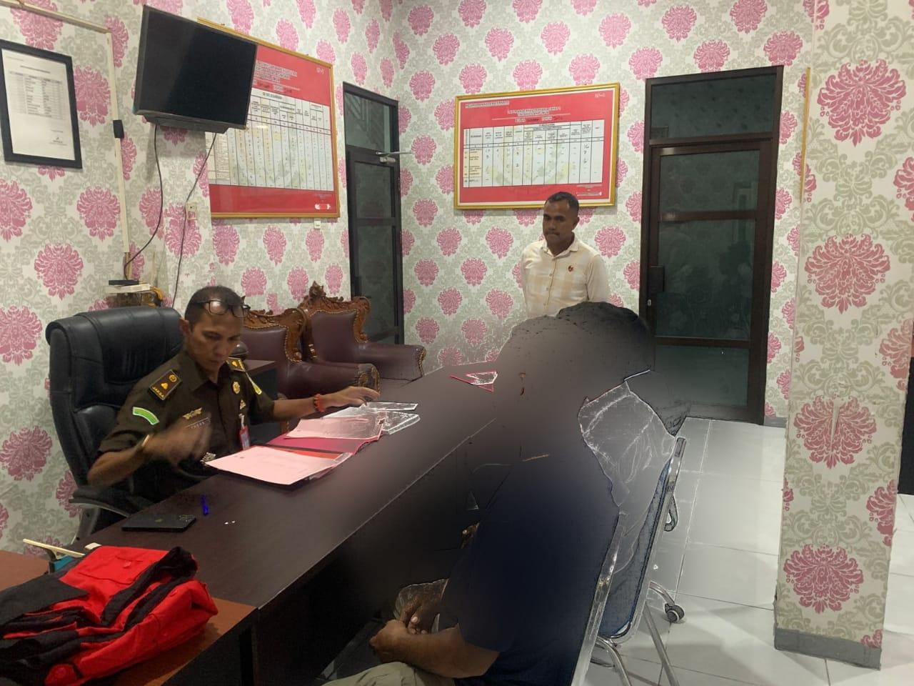 Pukul Jurnalis, Tiga Oknum Satpol PP Ternate Diserahkan ke Jaksa