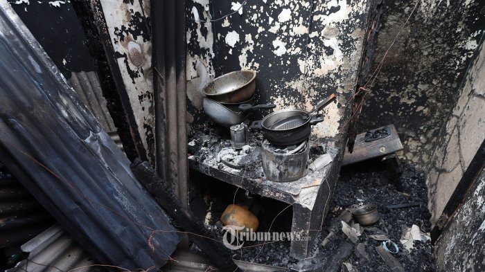 Anies Baswedan Kunjungi Lokasi Kebakaran di Matraman yang Tewaskan 10 Orang, Sampaikan Bela Sungkawa