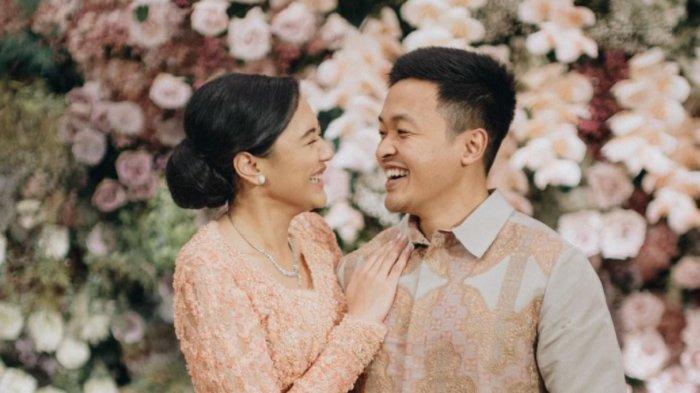 Putri Tanjung dan Guinandra Jatikusumo Resmi Lamaran, Momen Tangis dan Bahagia Jadi Satu