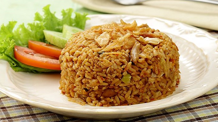 Jadi Kebiasaan Orang Indonesia, Ternyata Sarapan Nasi Goreng Bisa Picu Stroke hingga Sakit Jantung