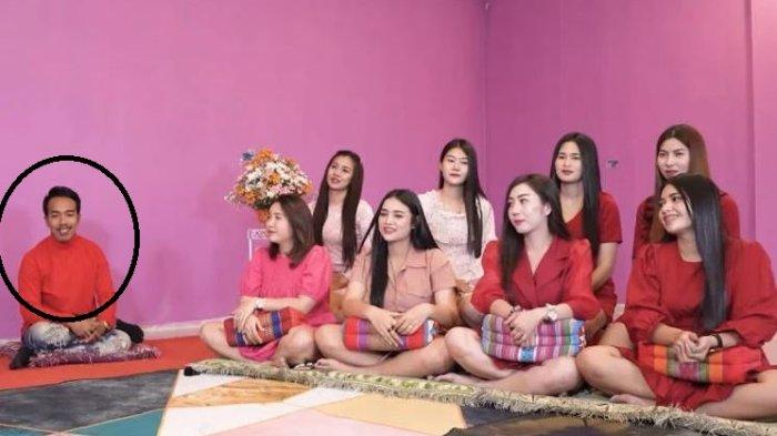 Viral Seorang Pria Punya 8 Istri yang Tinggal Serumah dan Hidup Rukun, Simak Kisahnya