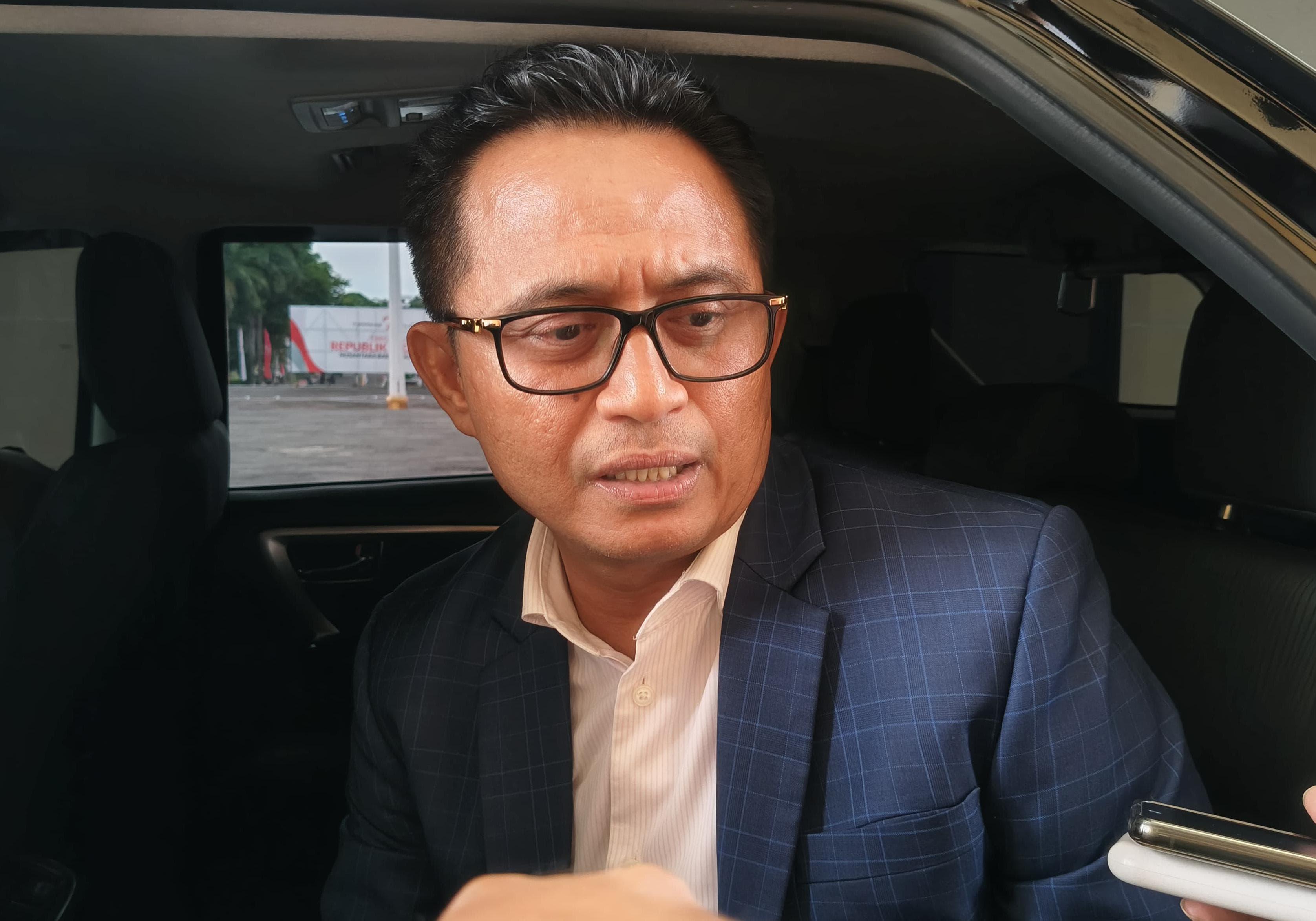 Kadikbud Maluku Utara Warning Kepsek SMA/SMK Soal Pengadaan Seragam