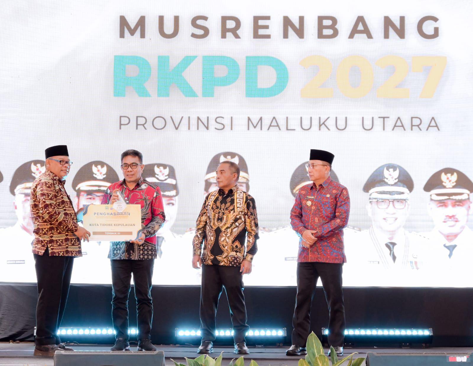 penghargaan-stunting-tidore.jpg