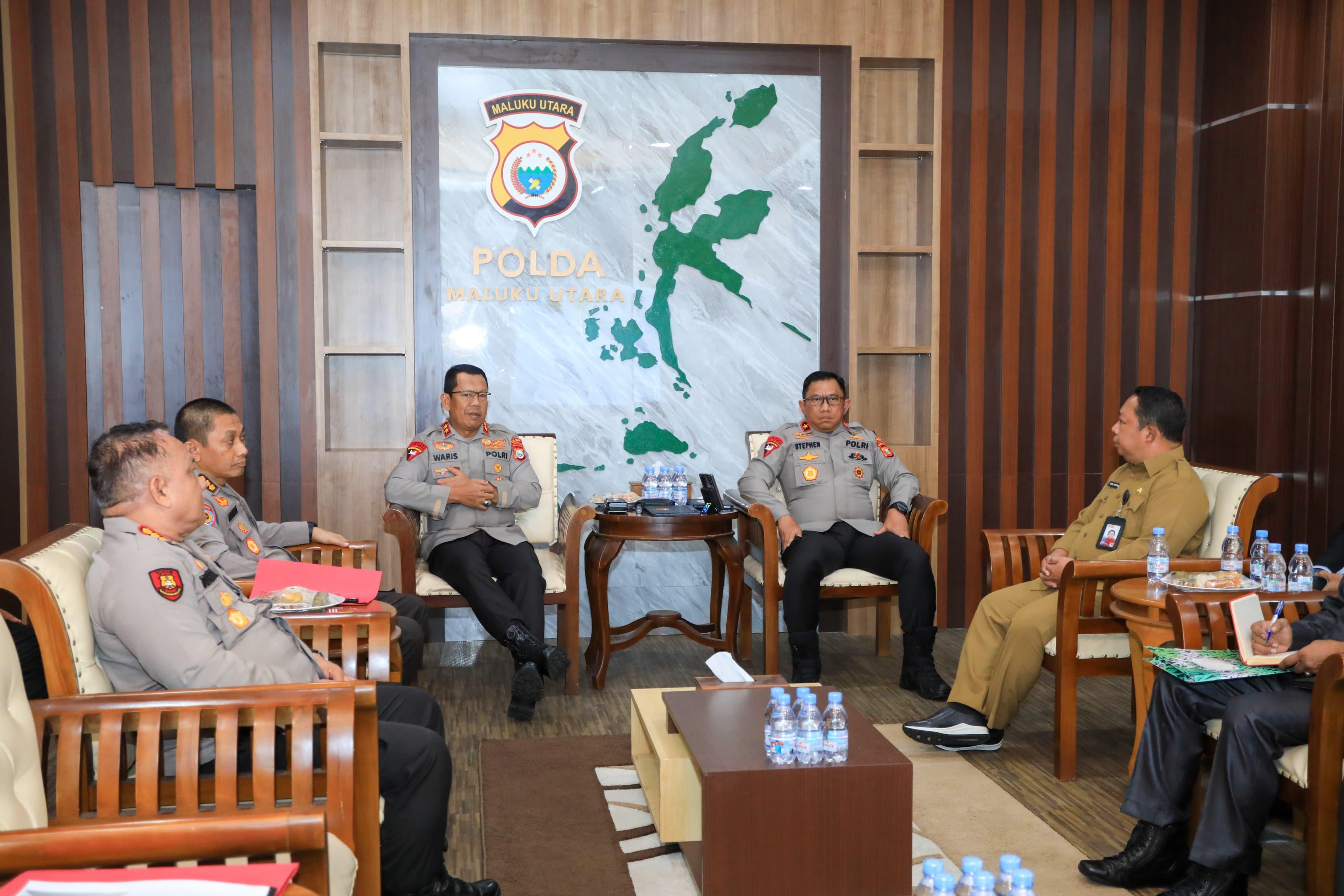 pertemuan-polda-malut-pemkot.jpg