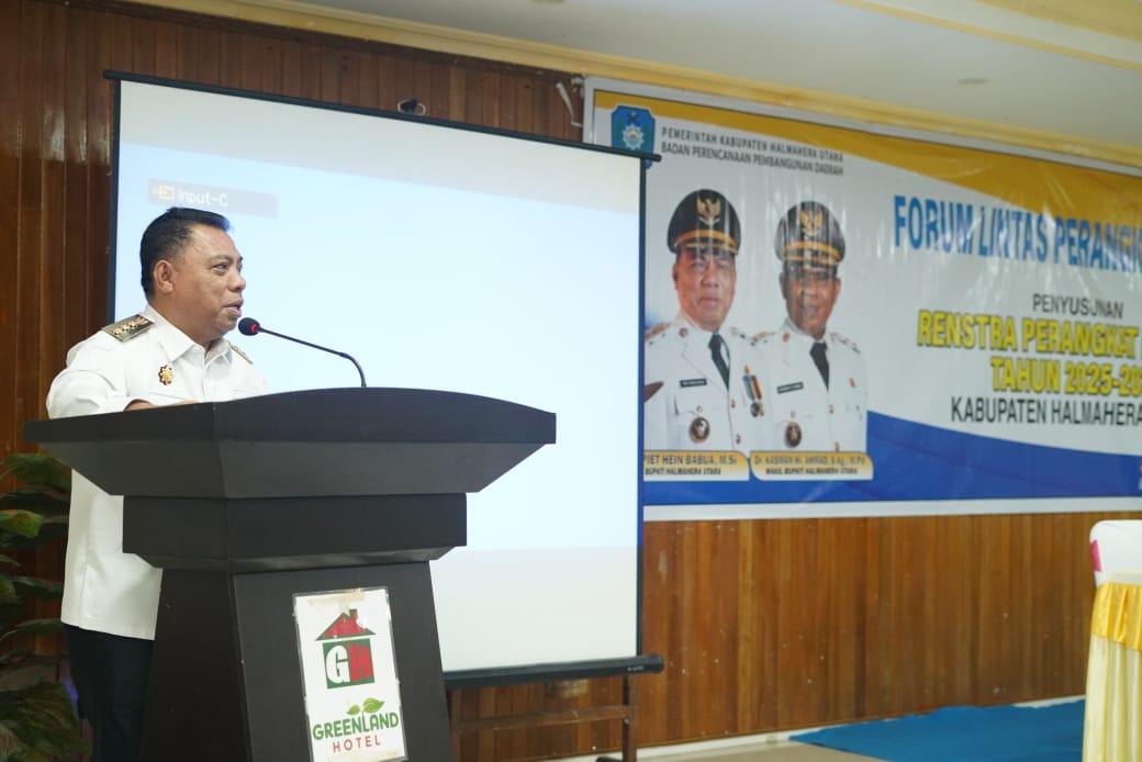 Bupati Halmahera Utara Piet Babua Minta BKD Rutin Laporkan Kehadiran Pegawai