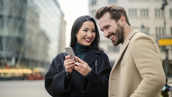 Virgo Bahagiakan Pasangannya, Scorpio Pendam Perasaan: Ramalan Zodiak Cinta Sabtu 26 Juli 2025