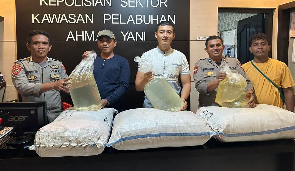 Ratusan Liter Cap Tikus dari Manado Diamankan Polsek Ahmad Yani Ternate