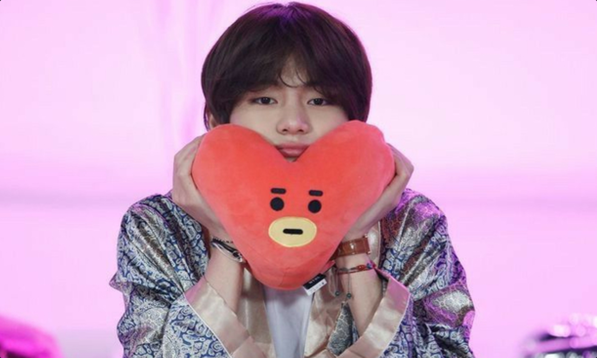 RM Ungkap V BTS adalah Member yang Paling Manja, Apa Alasannya?