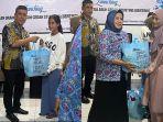 20-KRS-miskin-di-Kota-Ternate-menerima-bantuan-GENTING.jpg
