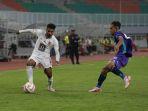 Aksi-Rifal-Lastori-saat-Malut-United-melawan-Persita-Tangerang.jpg