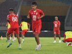 Latihan-Malut-United-jelang-duel-melawan-PSS-Sleman.jpg