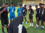 Latihan-Malut-United-jelang-melawan-Arema-FC.jpg