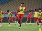 Sesi-latihan-Malut-United-jelang-melawan-PSS-Sleman.jpg