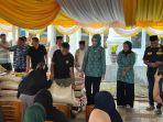 TP-PKK-Pulau-Taliabu-salurkan-bantuan-beras.jpg