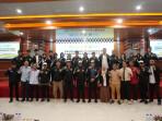 Warek III Unkhair Ternate Lepas 16 Atlet Berlaga di POMNAS XIX