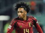Winger-Lyon-Malick-Fofana-dalam-laga-bersama-Belgia-pada-Oktober-2024.jpg