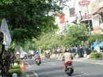 bendera-putih-malioboro.jpg