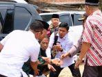 detik-detik-menteri-wiranto-diserang-orang-tak-dikenal-saat-di-pandeglang.jpg