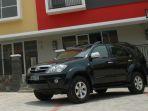 ilustrasi-toyota-fortuner-2005.jpg
